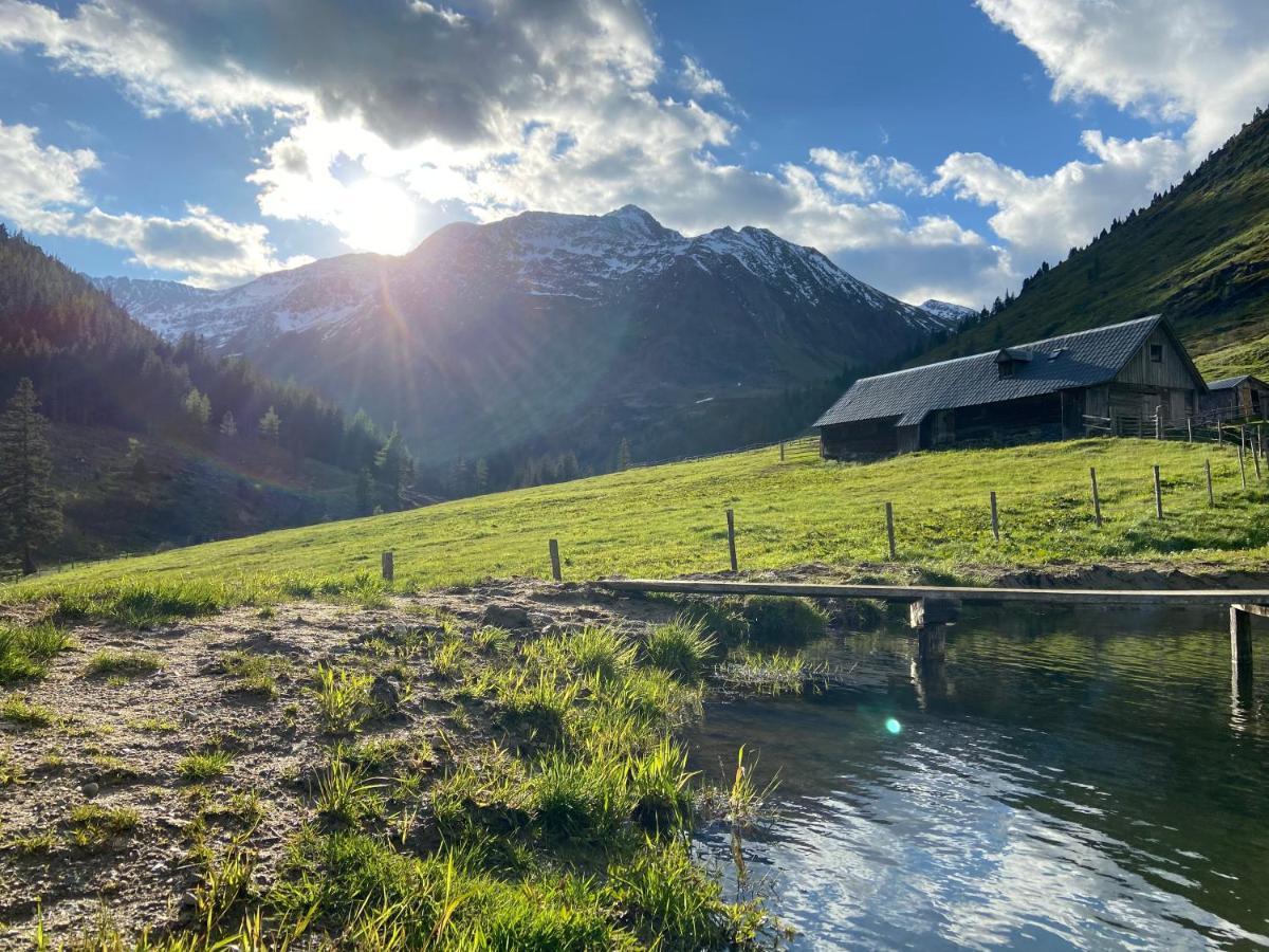 Gasthof Zum Mohrn Oberwoelz Stadt Luaran gambar